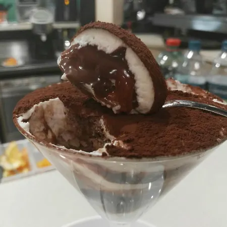 拉奎尔西亚酒店